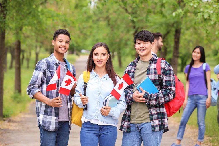 Best Universities In Canada 768x512 