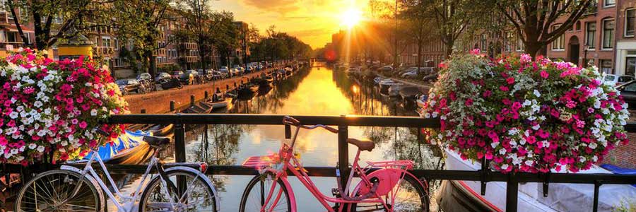 Discover Netherlands - Amsterdam Canal