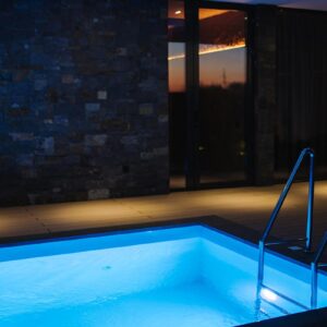 Plunge pool with cold water preparing after relaxing in sauna