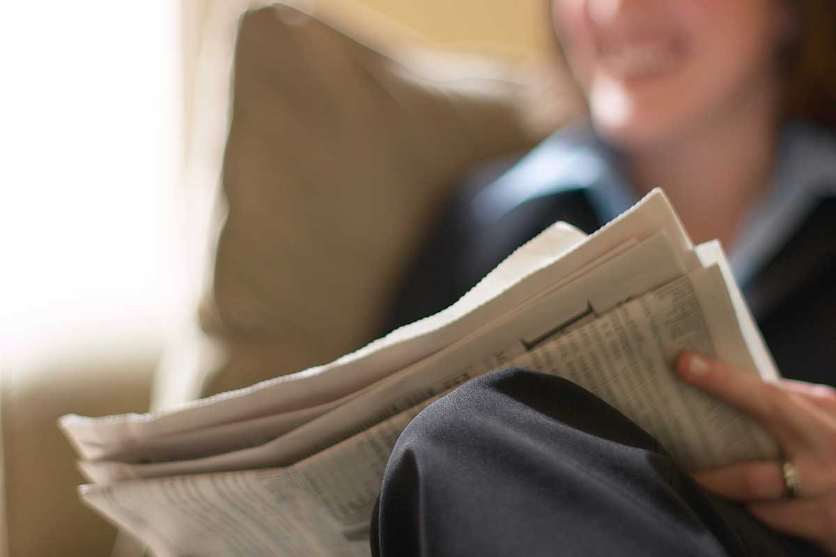 Canadian looking for obituary records in newspaper